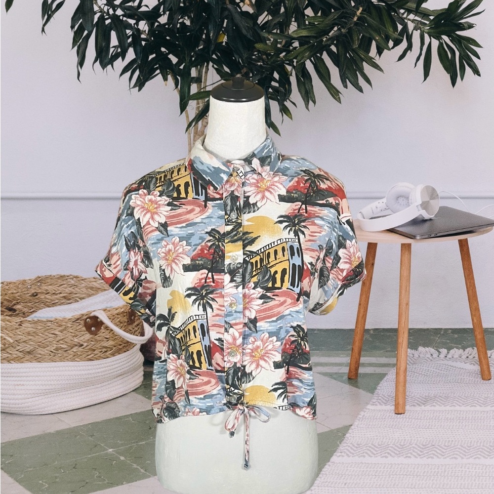 Cropped Tropical Button Down